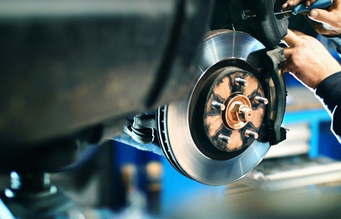 Freios automotivos em curitiba oficina mecânica auto center revisão dos freios do carro conserto do freio auto